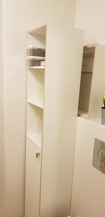Private Bed/Bathroom In เนทันยา ภายนอก รูปภาพ