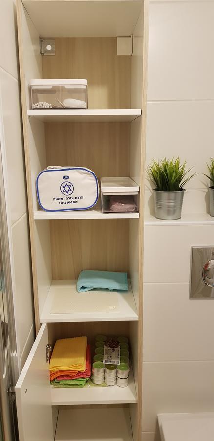 Private Bed/Bathroom In เนทันยา ภายนอก รูปภาพ